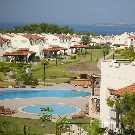 Apollonium Villas *